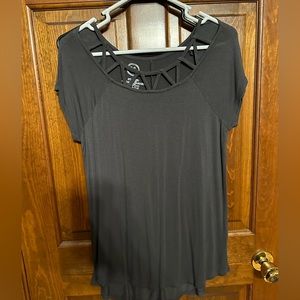 Gray shirt with neck detail